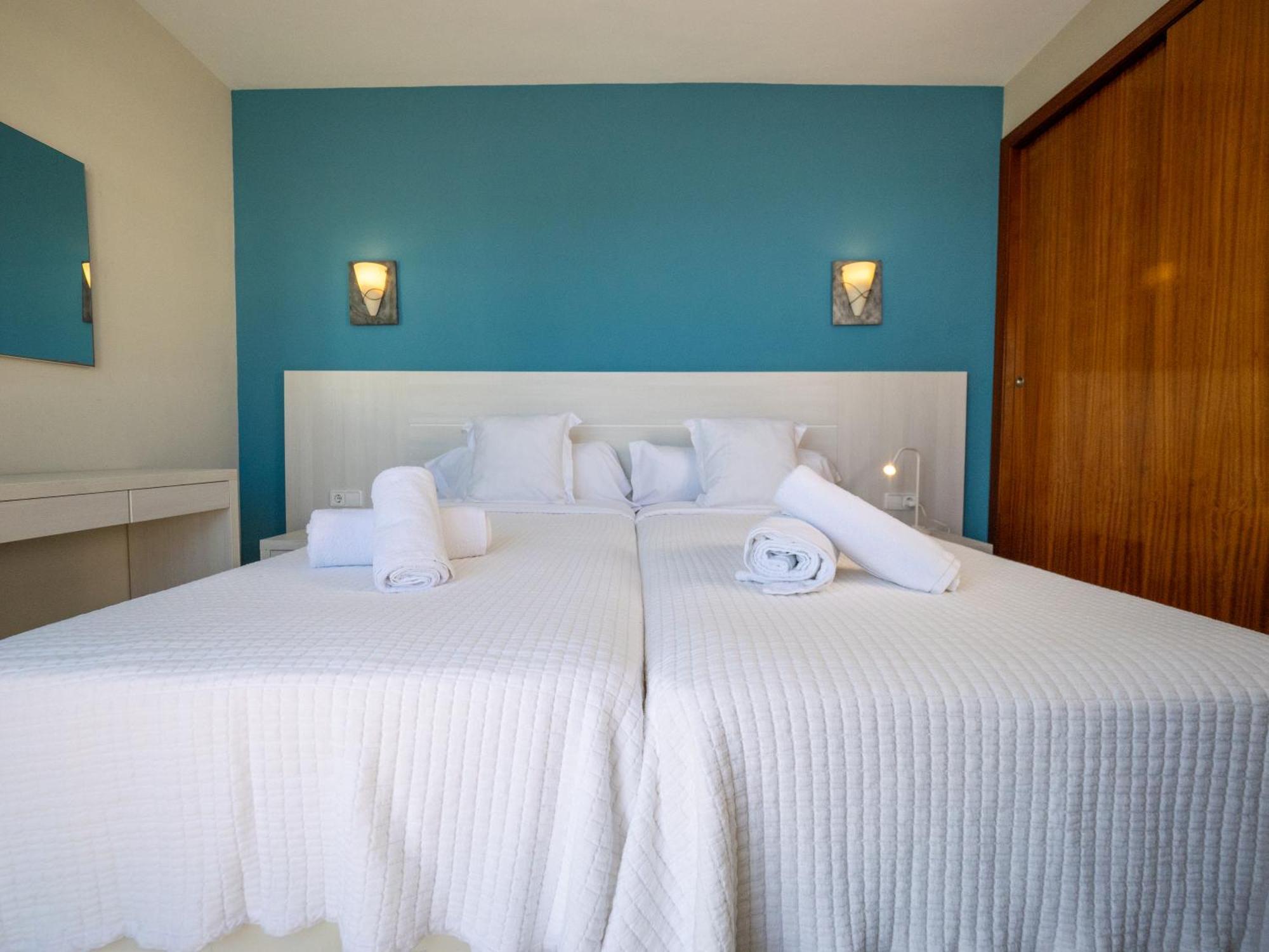 Prope Mare Apartamentos Кала Миллор Экстерьер фото