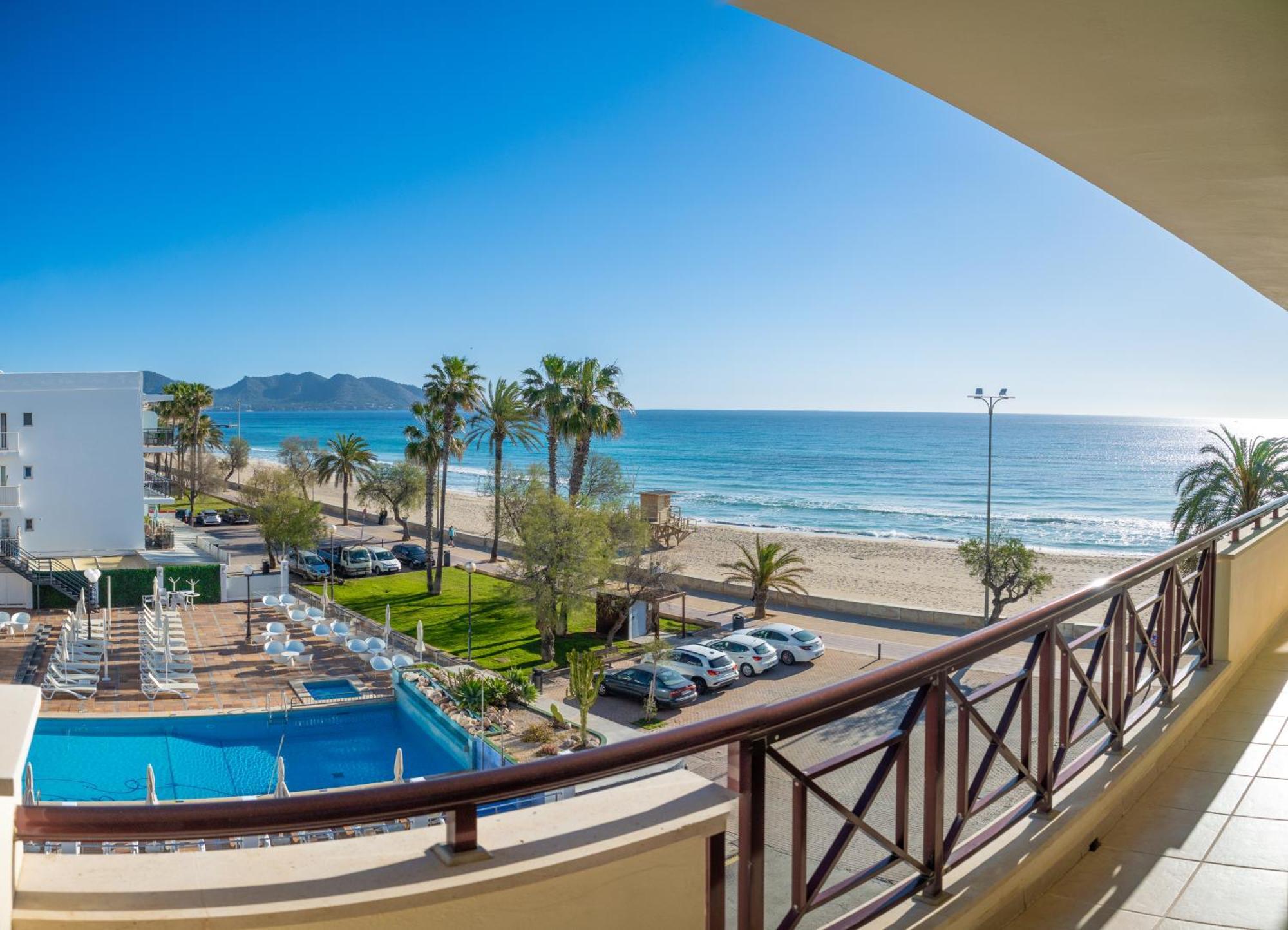 Prope Mare Apartamentos Кала Миллор Экстерьер фото
